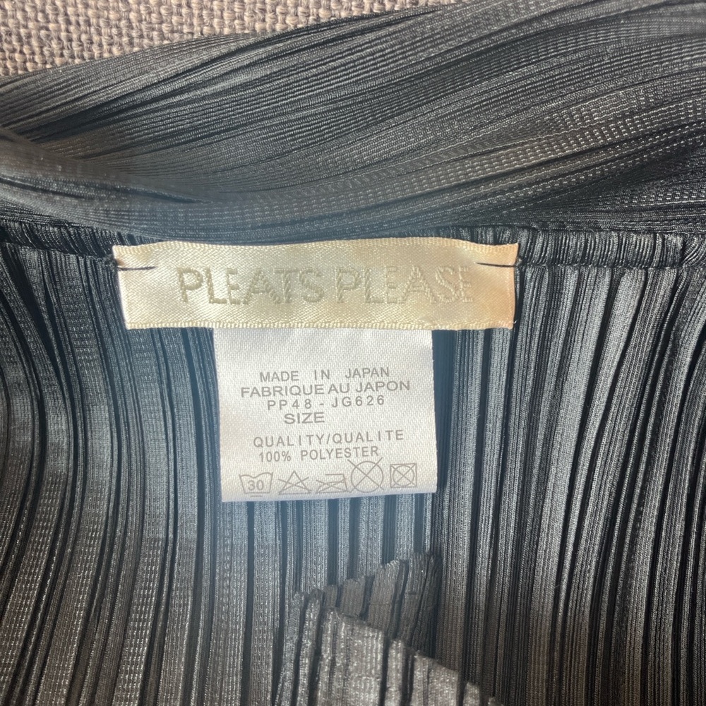 Issey Miyake 
Black Women's jacket - Picture 2 of 4